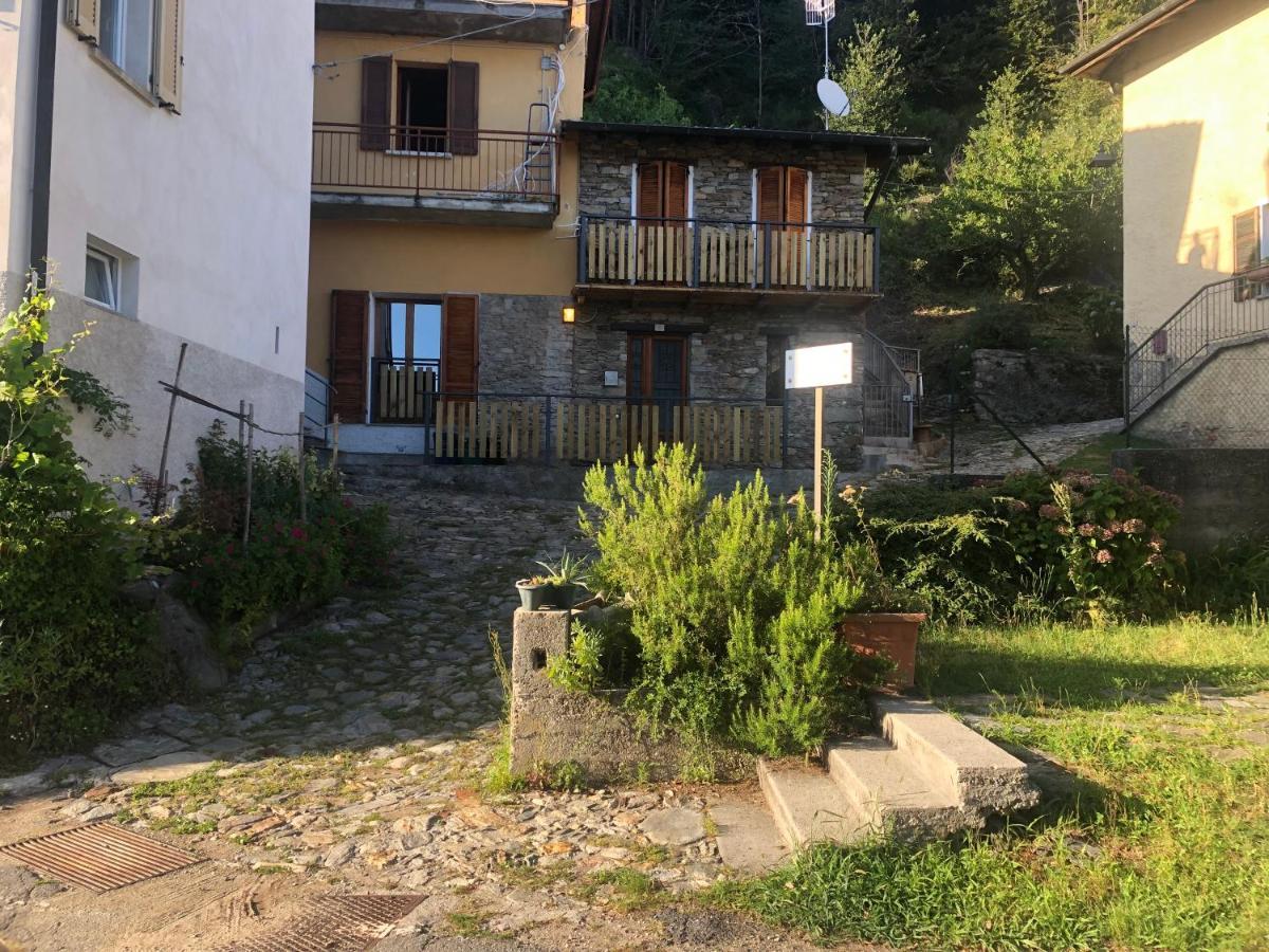 Villa Il Rustico Maccagno Exterior foto